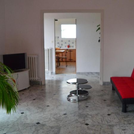 Maison De Vacances Saint-Sulpice-de-Royan Exteriör bild